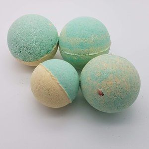 Get It Wet Bath Bombs!